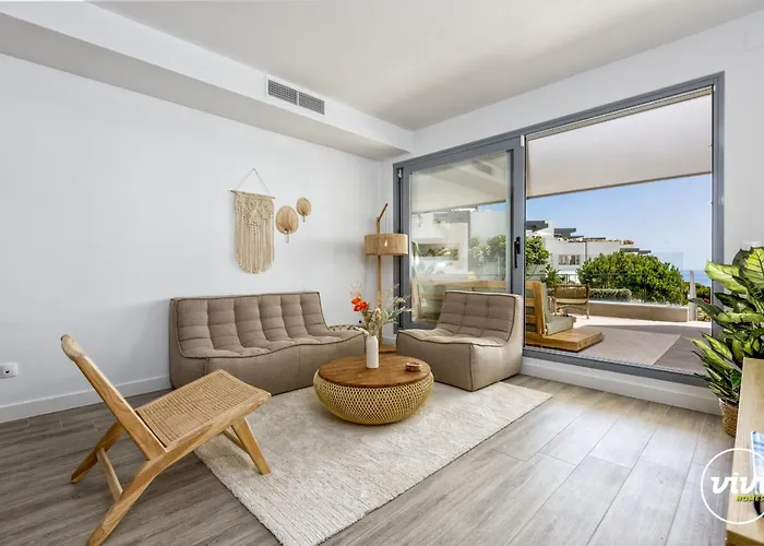 Апартаменты Vivi Homes - Casa Ferli Pool, Garden, Golf & Sea View *